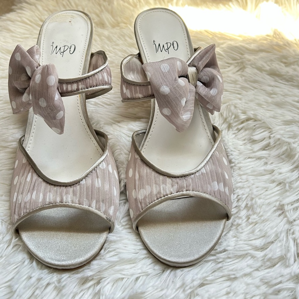 NWOT iMPO sandals